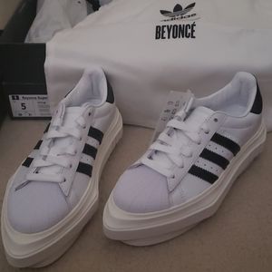 Beyonce Superstar Platforms (Size 5)
